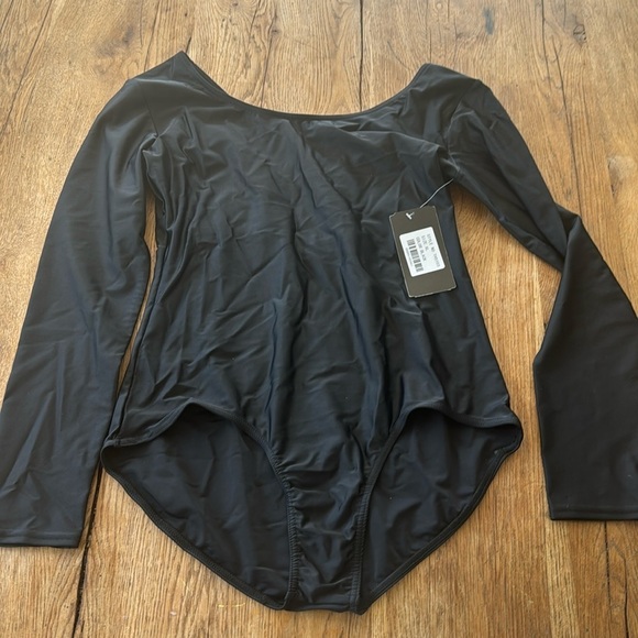 THEATRICALS CLASSWEAR BY DISCOUNT DANCE BODYSUIT - Picture 1 of 7